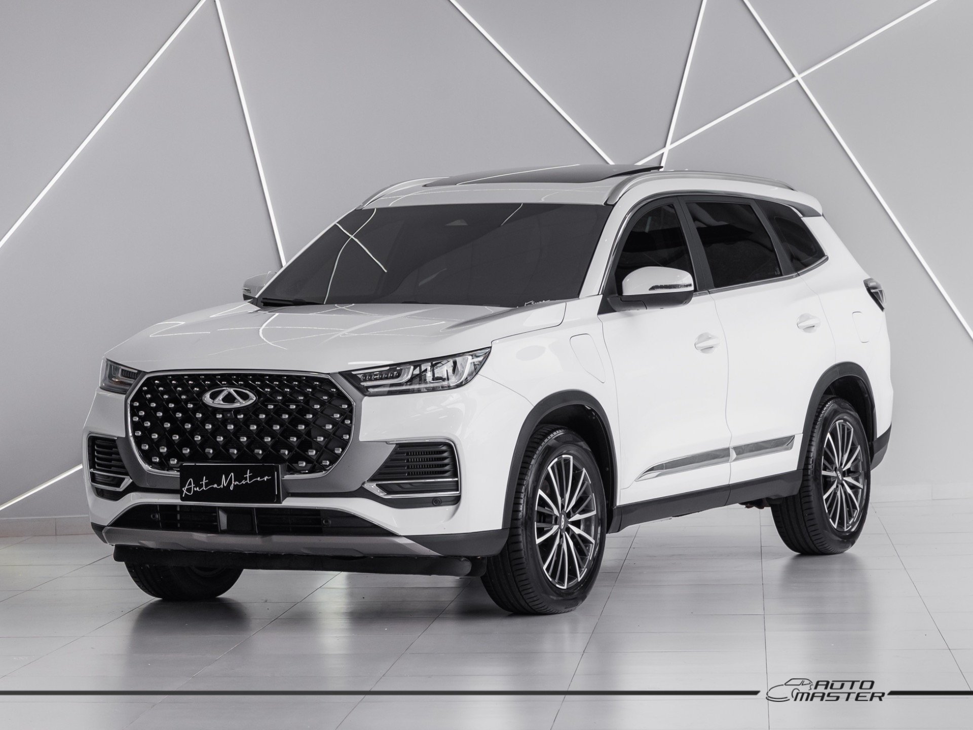 Caoa Chery Tiggo 8 PRO 1.5 Turbo (Híbrido) na cor Branco em Curitiba / PR - 880719