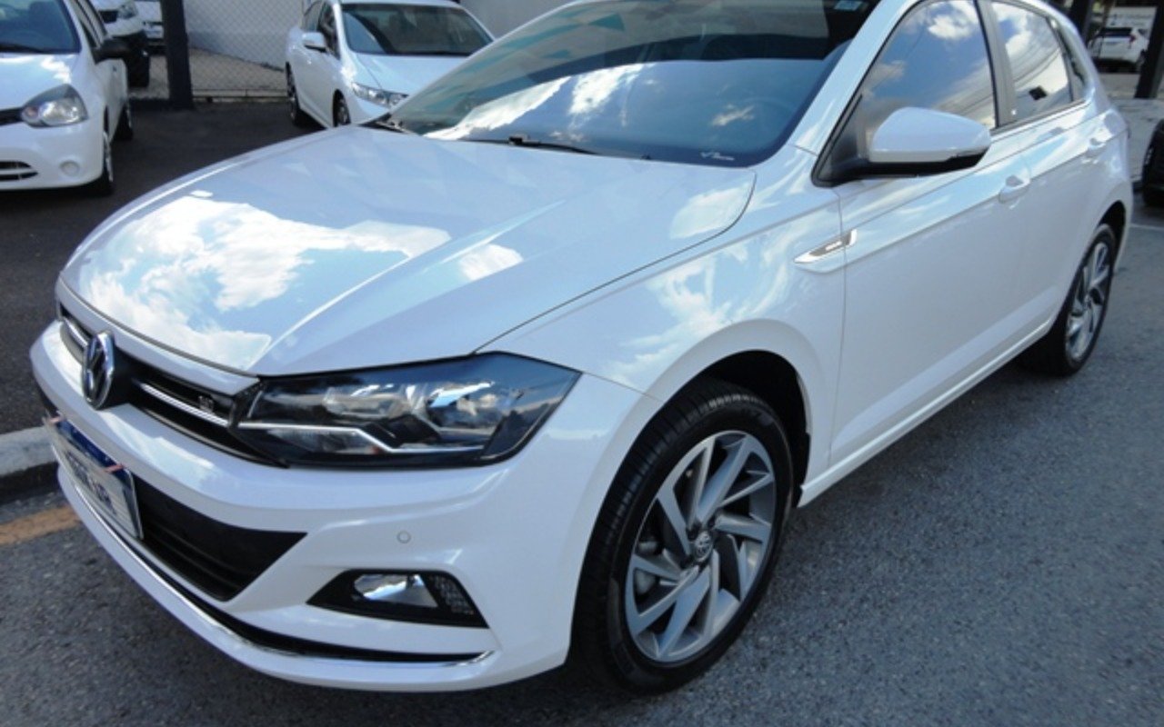 Volkswagen Polo Highline 200 TSI 1.0 Flex 12V Aut. na cor Branco em Araucária / PR - 880736