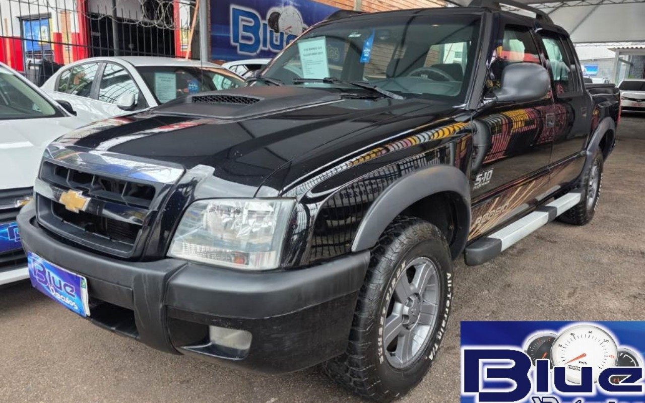 Chevrolet S10 Pick-Up RODEIO 2.4 MPFI F.Power CD na cor Preto no Porto Alegre / RS - 880828