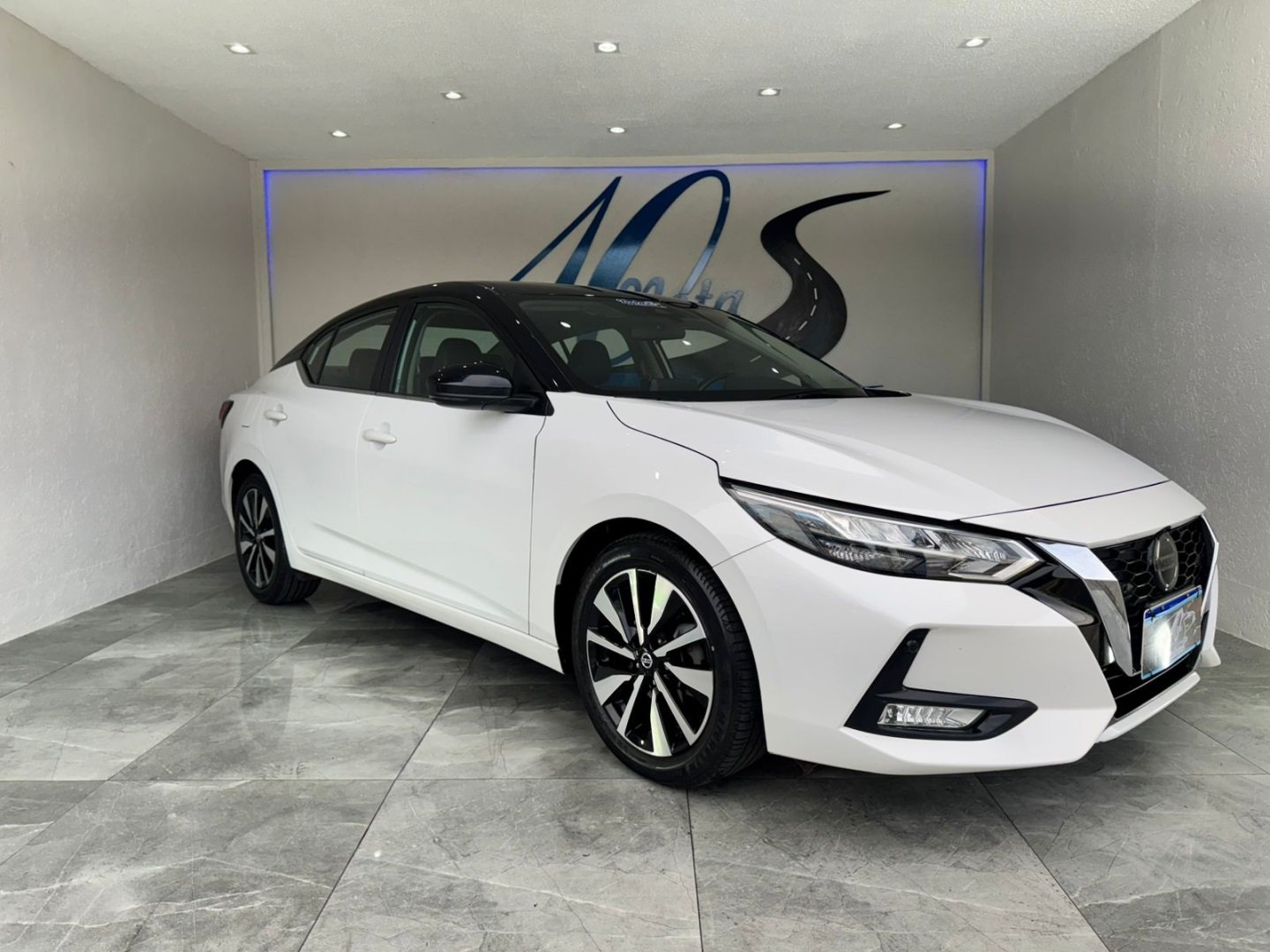 Nissan Sentra Advance 2.0 16V Aut. na cor Branco em Curitiba / PR - 880855