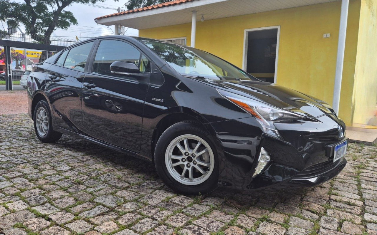 Toyota Prius 1.8 16V 5p Aut. (Híbrido) na cor Preto em Curitiba / PR - 881134