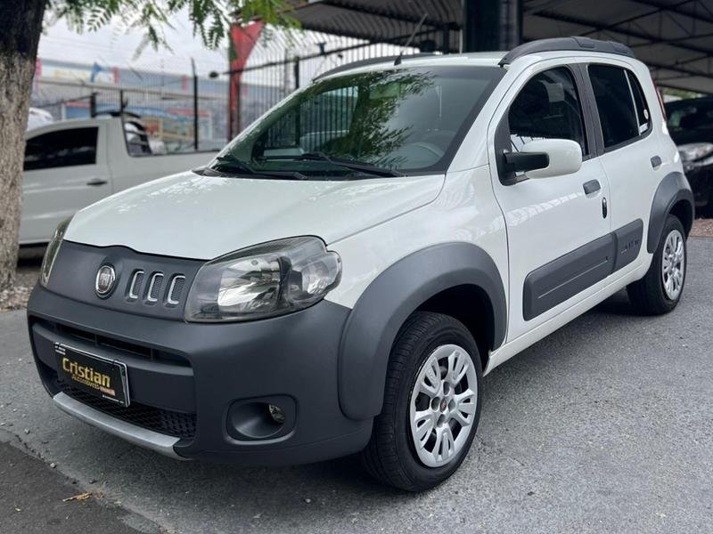 Fiat Uno WAY Celeb. 1.0 EVO Fire Flex 8V 5p na cor Branco em Curitiba / PR - 882536