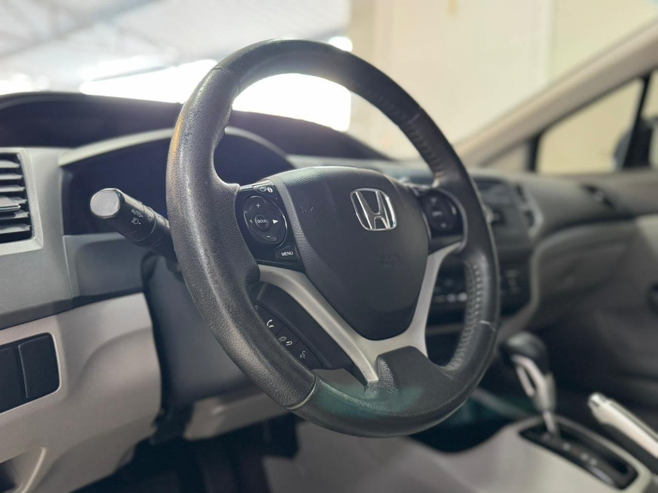 imagem de Sedan LXR 2.0 Flexone 16V Aut. 4p