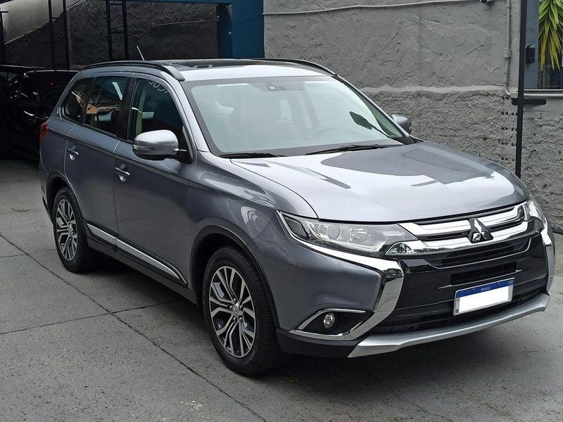 Mitsubishi OUTLANDER 2.0 16V 160cv Aut. na cor Cinza em Curitiba / PR - 882999