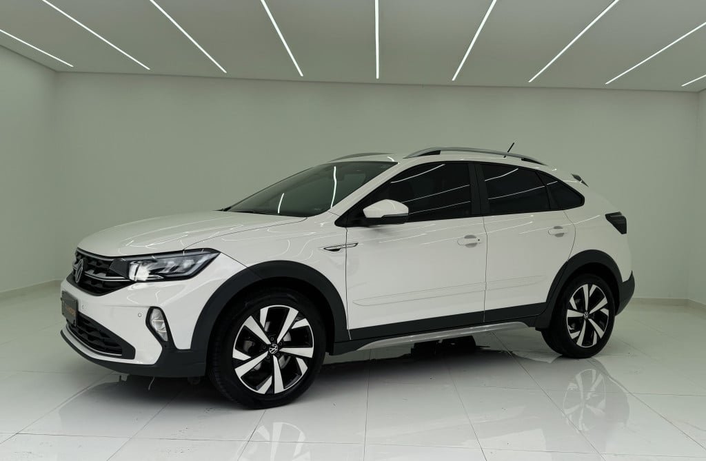 Volkswagen Nivus Highline 1.0 200 TSI Flex Aut. na cor Branco em Curitiba / PR - 883271
