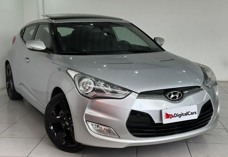 Hyundai Veloster 1.6 16V 140cv Aut. na cor Prata em Curitiba / PR - 883582