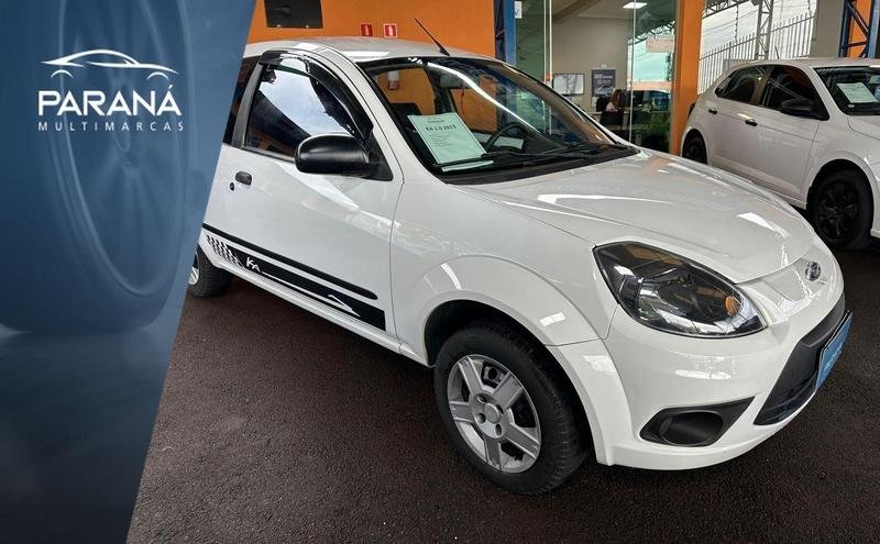 Ford Ka 1.0 8V/1.0 8V ST Flex 3p na cor Branco em Colombo / PR - 883824