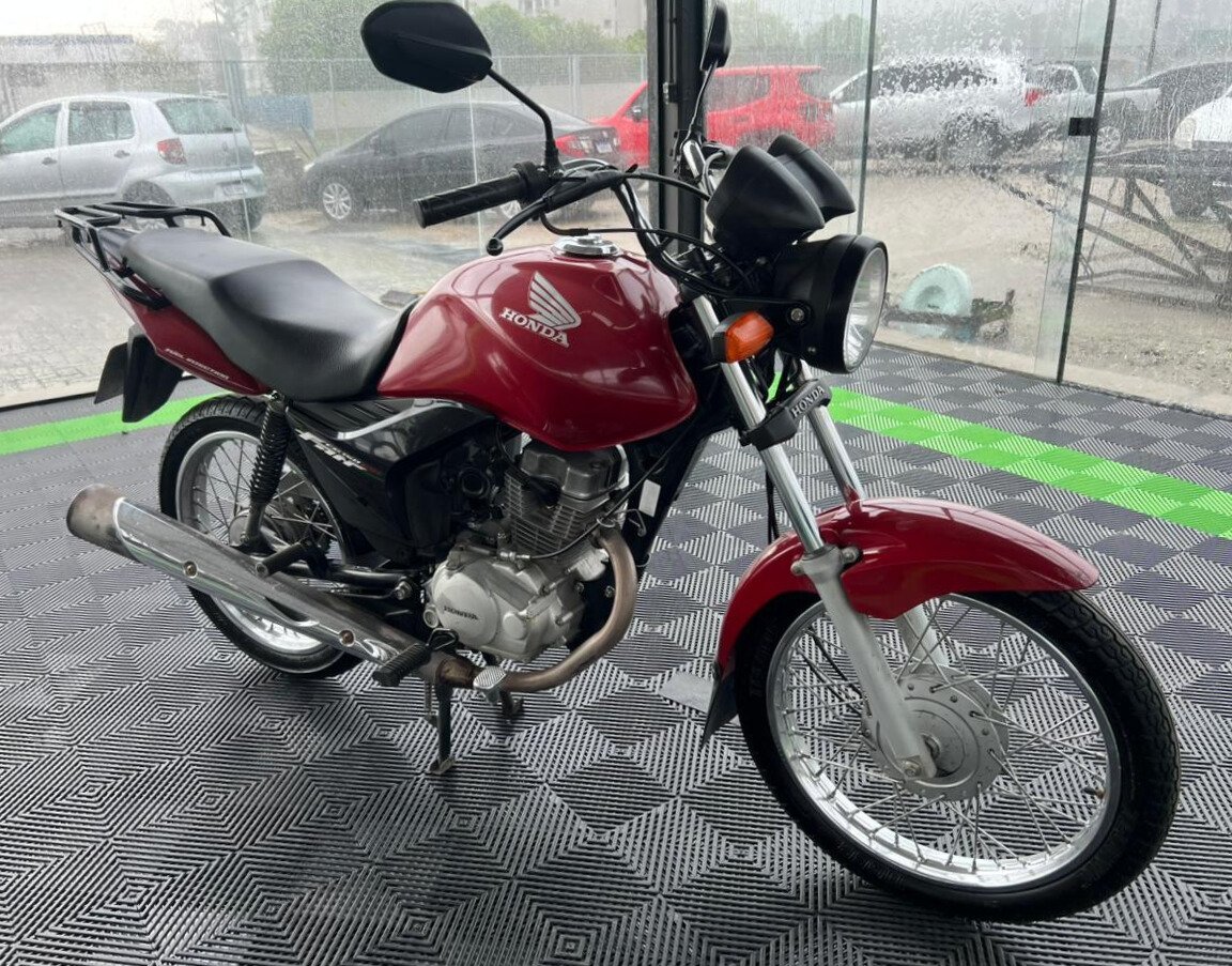 Honda CG 150 FAN ESi/ 150 FAN ESi FLEX  na cor Vermelho em Criciúma / SC - 884469