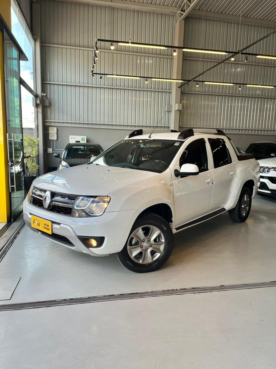 Renault Duster Oroch Dyna. 1.6 Flex 16V Mec. na cor Branco em São Mateus do Sul / PR - 884530