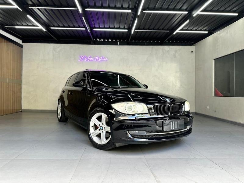 BMW 120i 2.0 16V 150cv/ 156cv 5p na cor Preto em Curitiba / PR - 884868