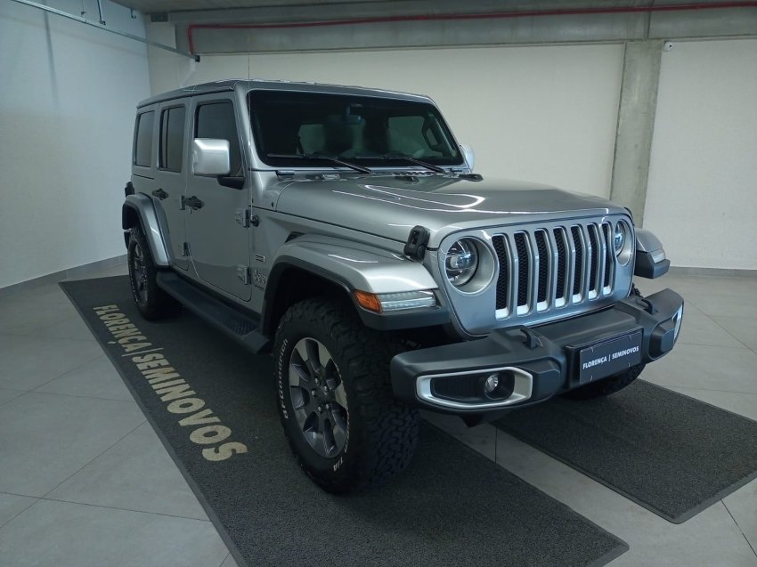 Jeep Wrangler Unlimited 80 Anos 2.0 TB 4p na cor Prata em Curitiba / PR - 885267