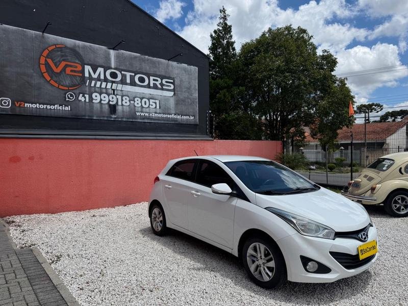 Hyundai HB20 C./C.Plus/C.Style 1.6 Flex 16V Mec. na cor Branco em Curitiba / PR - 885990
