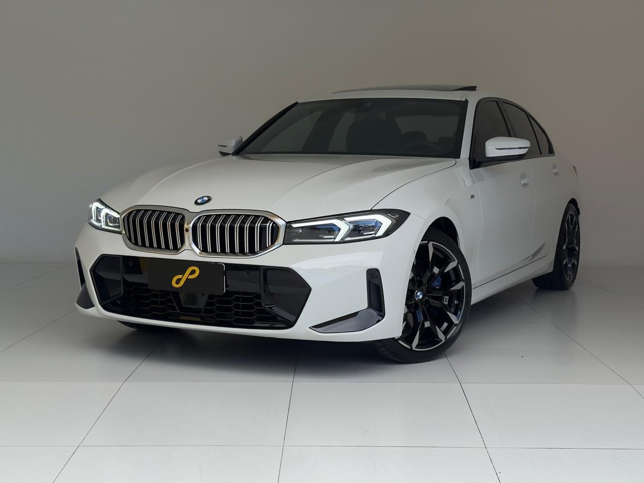 BMW 320i 2.0 Automático na cor Branco em Curitiba / PR - 886588