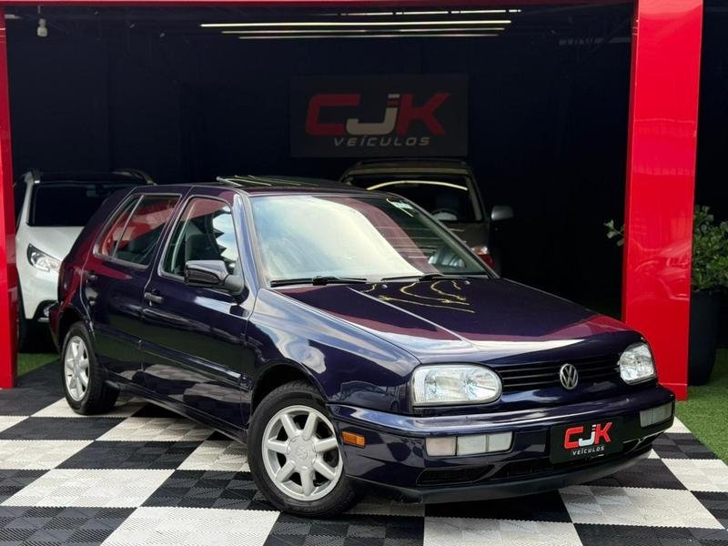 Volkswagen Golf 2.0/2.0 T. Flex Mec.(Black & Silv) na cor Azul no Canoas / RS - 886999