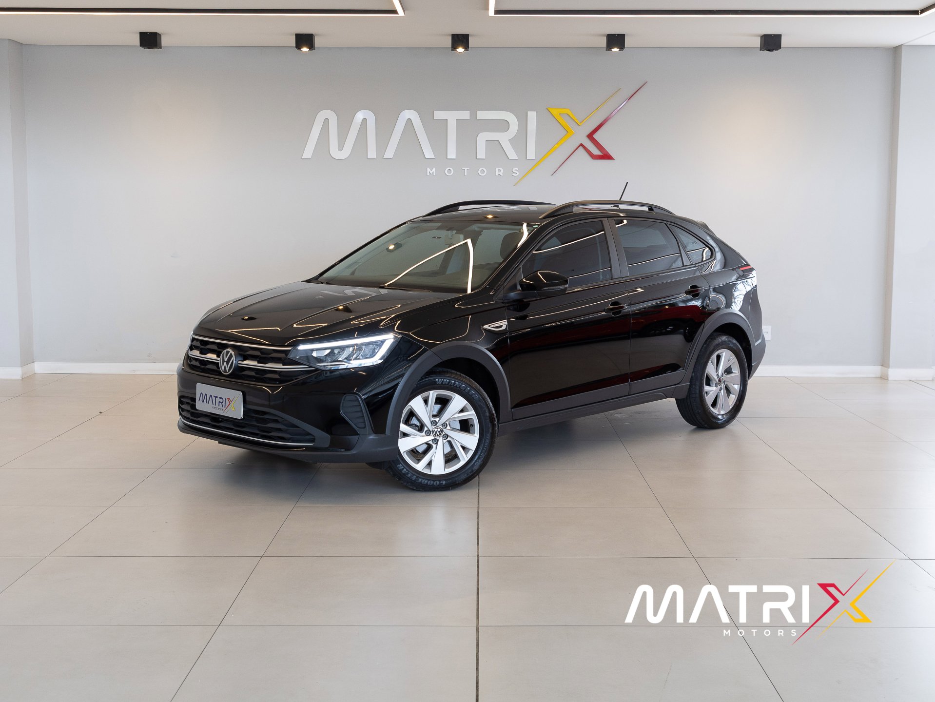 Volkswagen Nivus Comfortline 1.0 200 TSI Flex Aut. na cor Preto em São José / SC - 887353