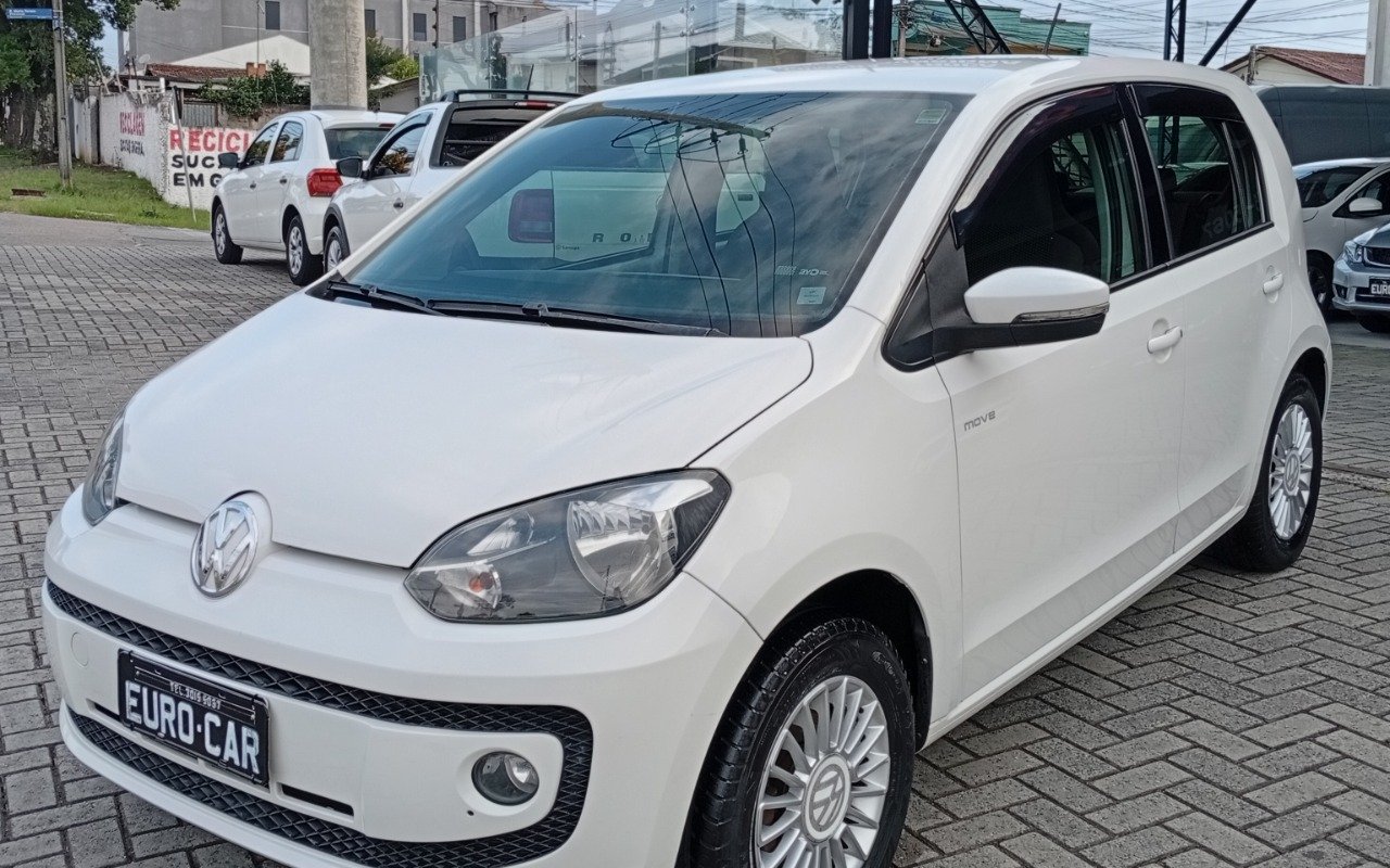 Volkswagen Up! move 1.0 TSI Total Flex 12V 5p na cor Branco em Curitiba / PR - 887599