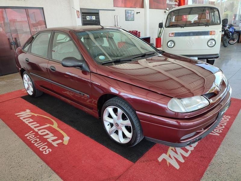 Renault Laguna RT 2.0 na cor Vermelho em Curitiba / PR - 887985