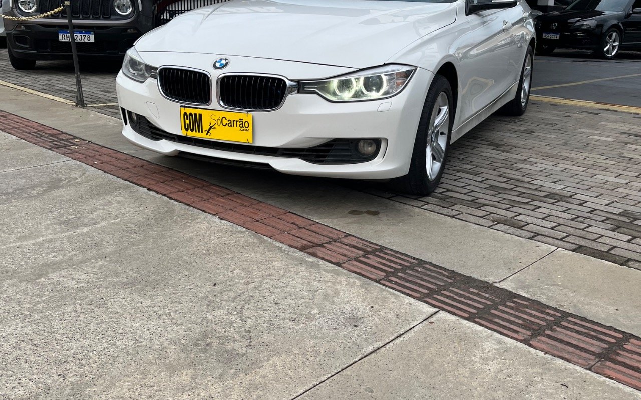 BMW 320i 2.0 Turbo/ActiveFlex (A) 16V/GP 4p na cor Branco em Joinville / SC - 890178