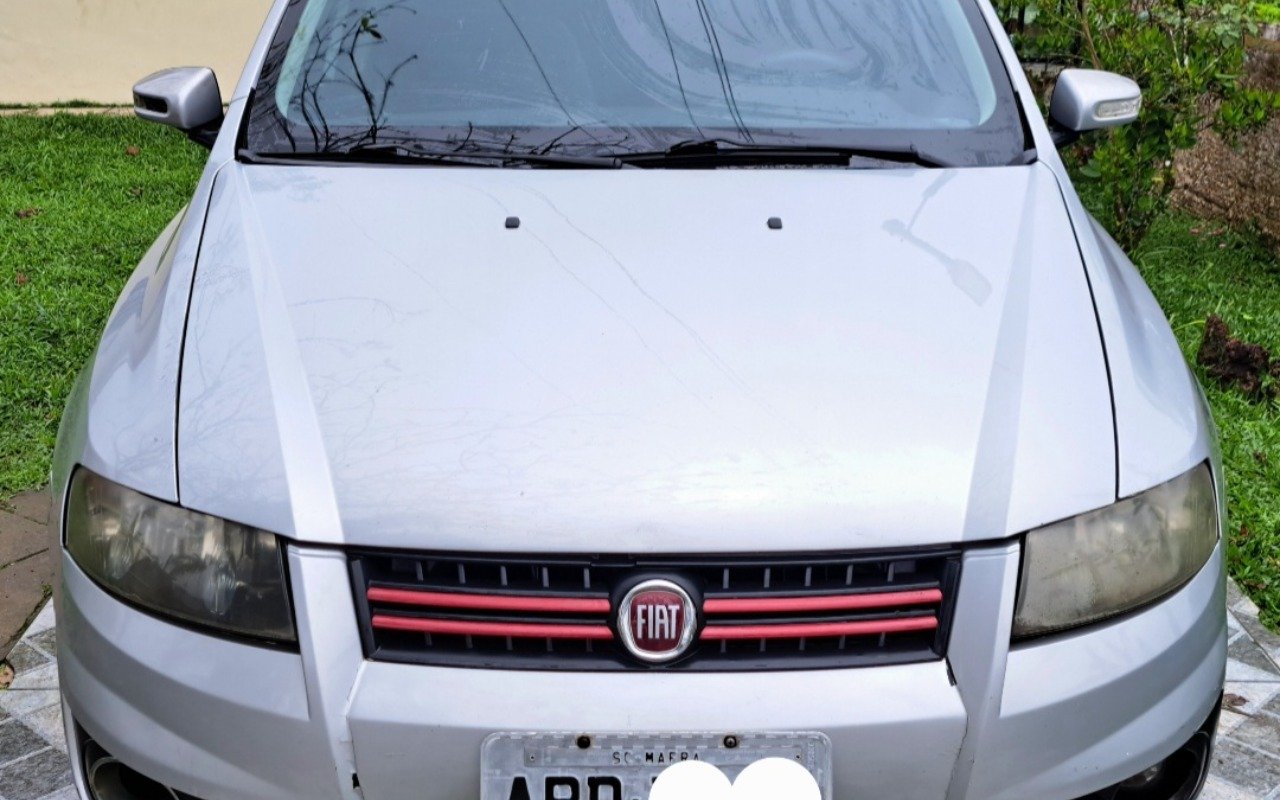 Fiat Stilo Dualogic 1.8 Sporting Flex 8V 5p na cor Prata em Curitiba / PR - 890510