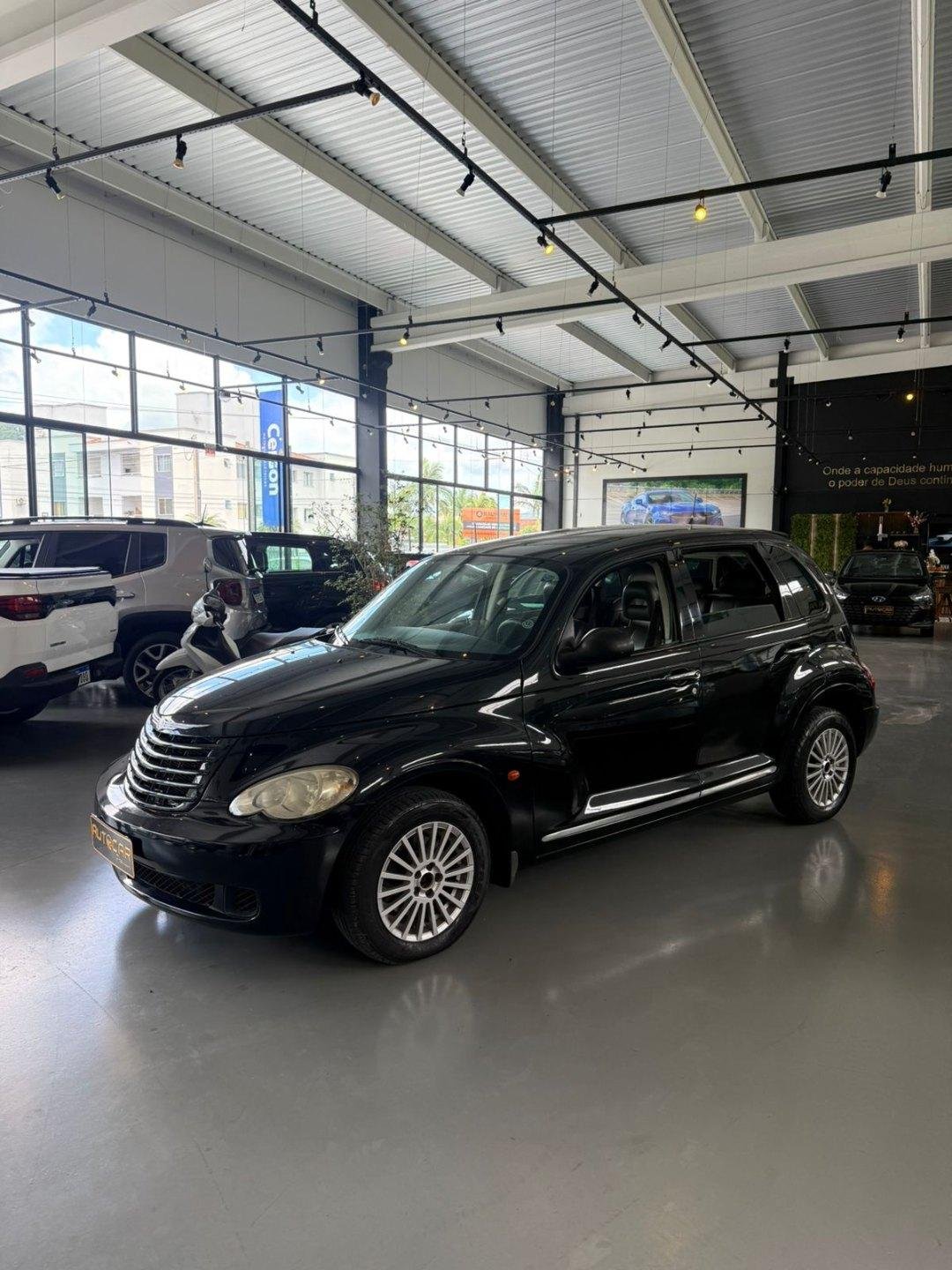 Chrysler PT Cruiser  Classic 2.4 16V 143cv 4p na cor Preto em Jaraguá do Sul / SC - 891426