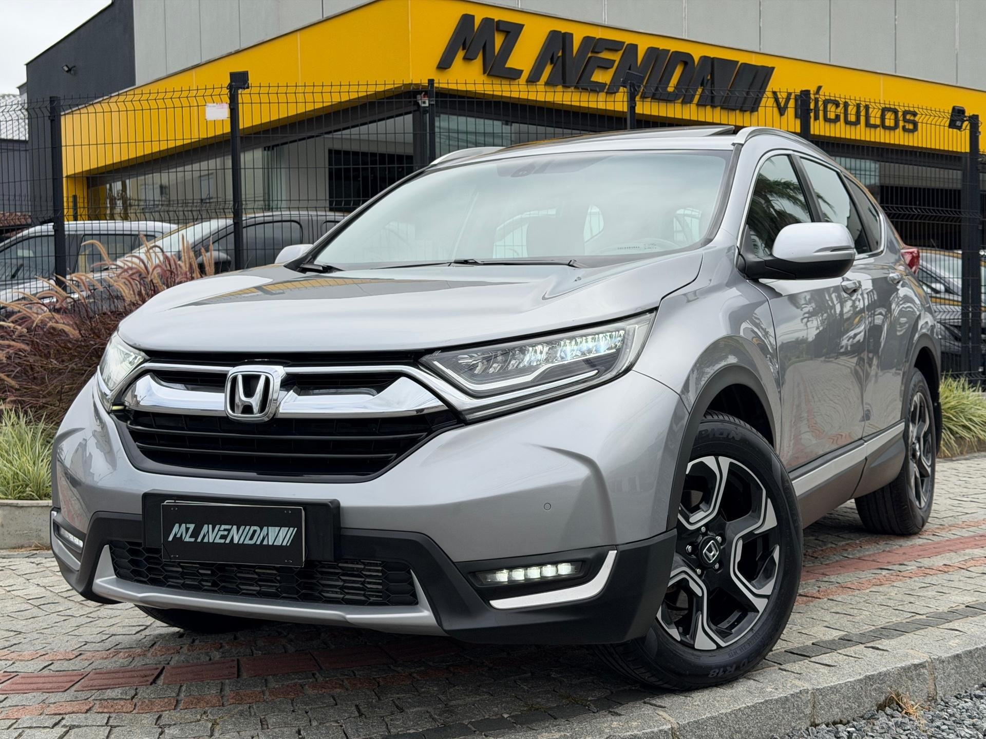 Honda CR-V Touring 1.5 16V 4WD 5p Aut. na cor Prata em Joinville / SC - 891786
