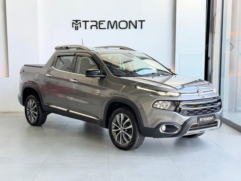 Fiat Toro Volcano 2.0 16V 4x4 TB Diesel Aut. na cor Cinza em Curitiba / PR - 894878