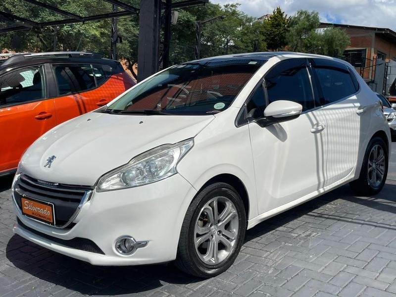 Peugeot 208 Active 1.0 Flex 5p Mec. na cor Branco em São José dos Pinhais / PR - 896098