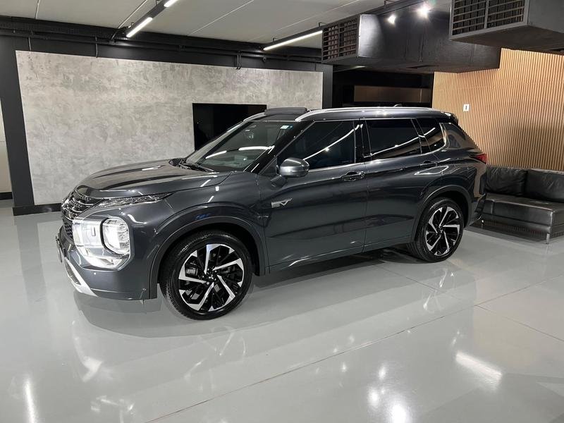 imagem de Signature 2.4 4x4 Aut (Híb)