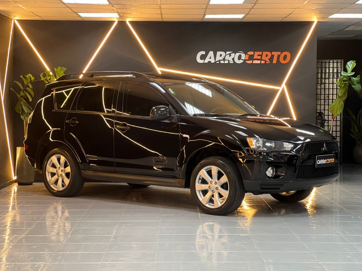 Mitsubishi OUTLANDER 2.0 16V 160cv Aut. na cor Preto no Novo Hamburgo / RS - 896531