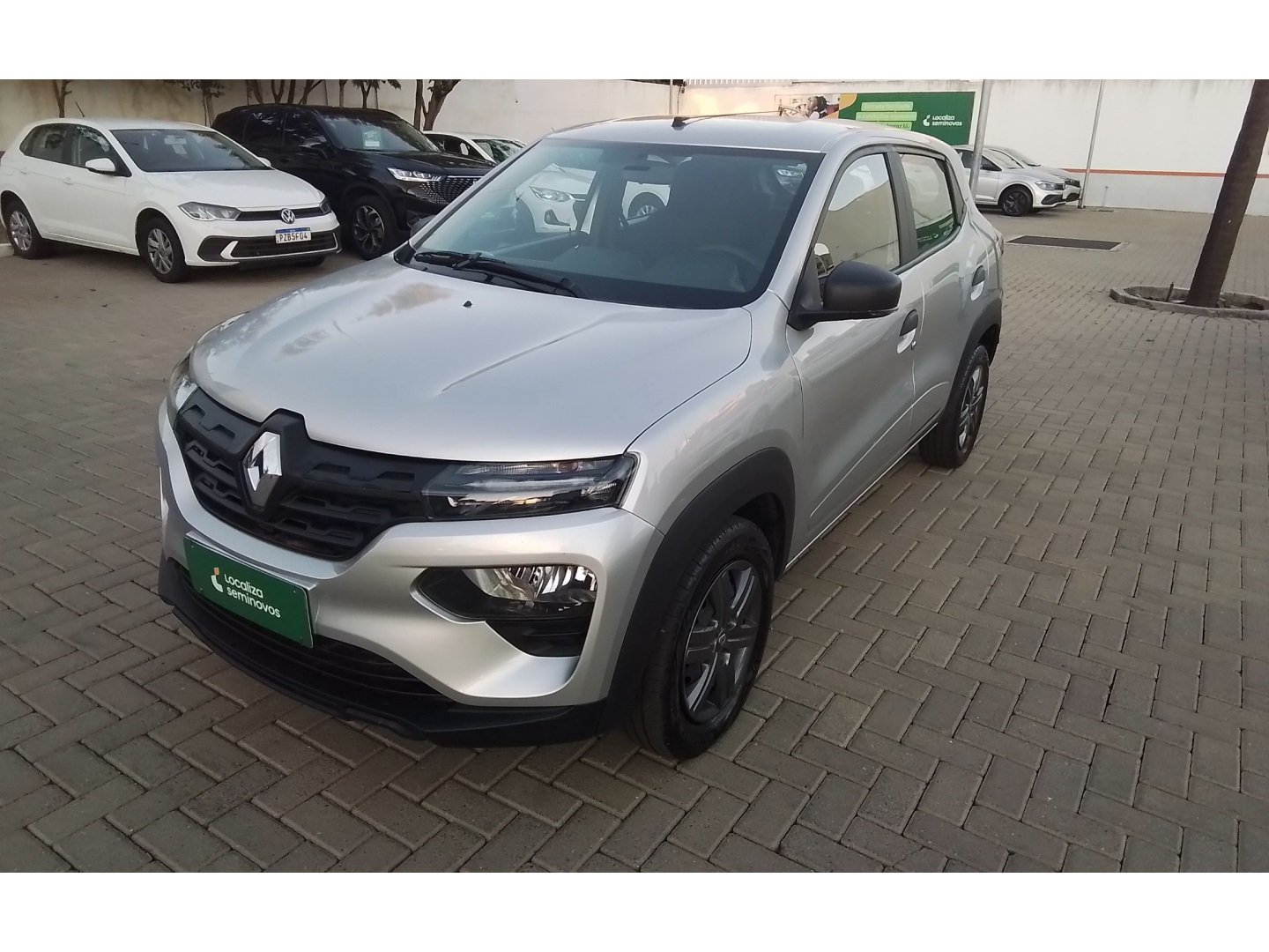 Renault Kwid Zen 1.0 Flex 12V 5p Mec. na cor Prata em Chapecó / SC - 896864