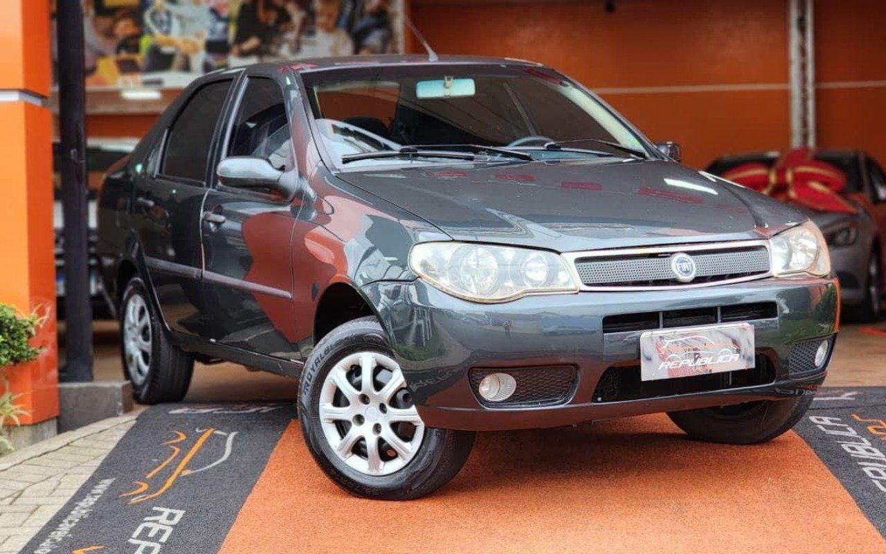 Fiat Siena ELX 1.0 mpi Fire/Fire Flex 8V 4p na cor Preto em Curitiba / PR - 897106