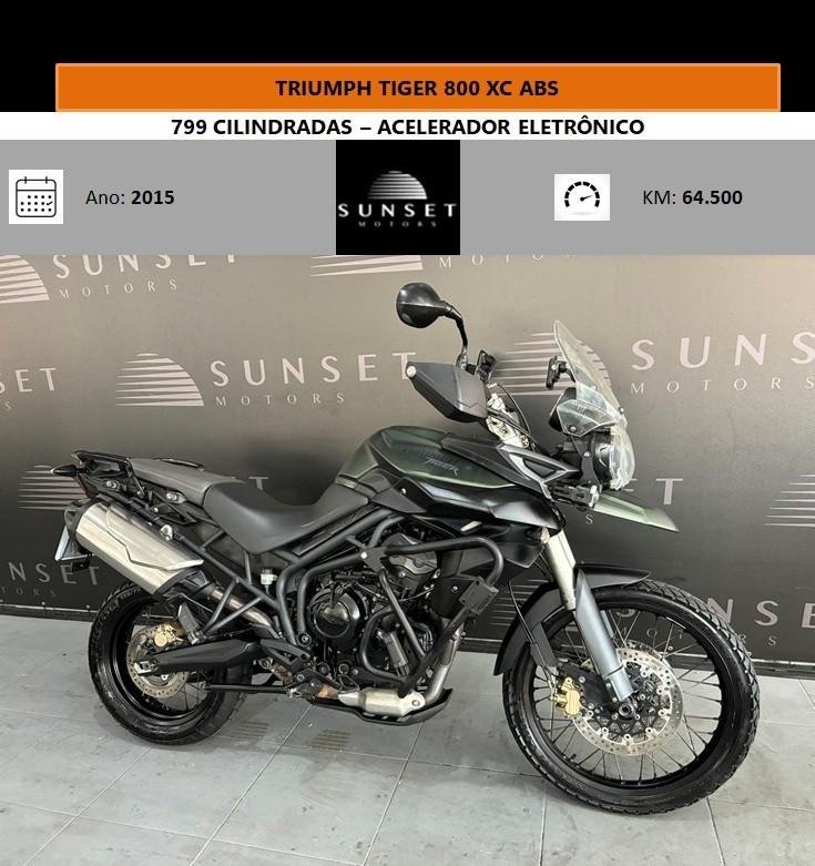 TRIUMPH TIGER 800 XC  na cor Verde em Itajaí / SC - 897208