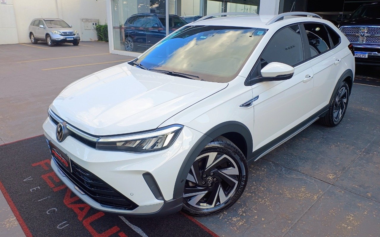 Volkswagen Nivus Highline 1.0 200 TSI Flex Aut. na cor Branco em Maringá / PR - 897419