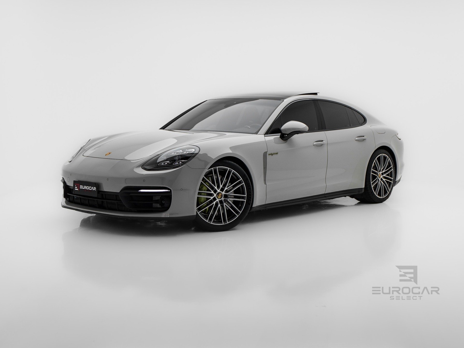 Porsche Panamera 4 2.9 (Híbrido) na cor Cinza em Curitiba / PR - 898559