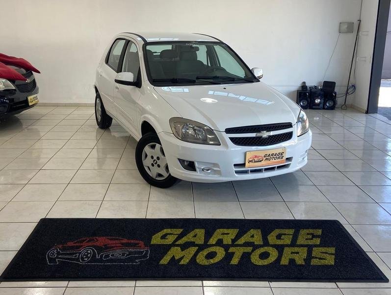 Chevrolet Celta Spirit/ LT 1.0 MPFI 8V FlexP. 5p na cor Branco em Curitiba / PR - 898662