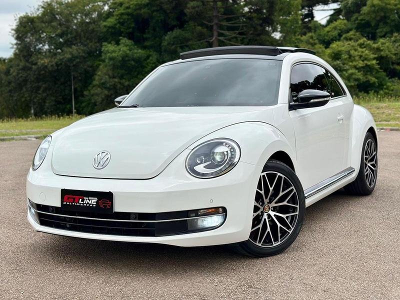 Volkswagen Fusca 2.0 TSI 16V Aut. na cor Branco em Curitiba / PR - 898956