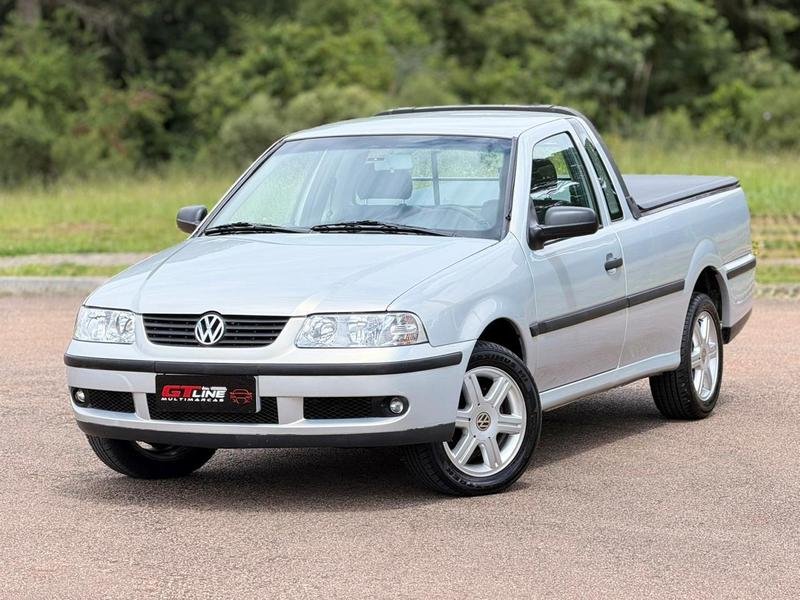 Volkswagen Saveiro 2.0 Mi na cor Prata em Curitiba / PR - 898976