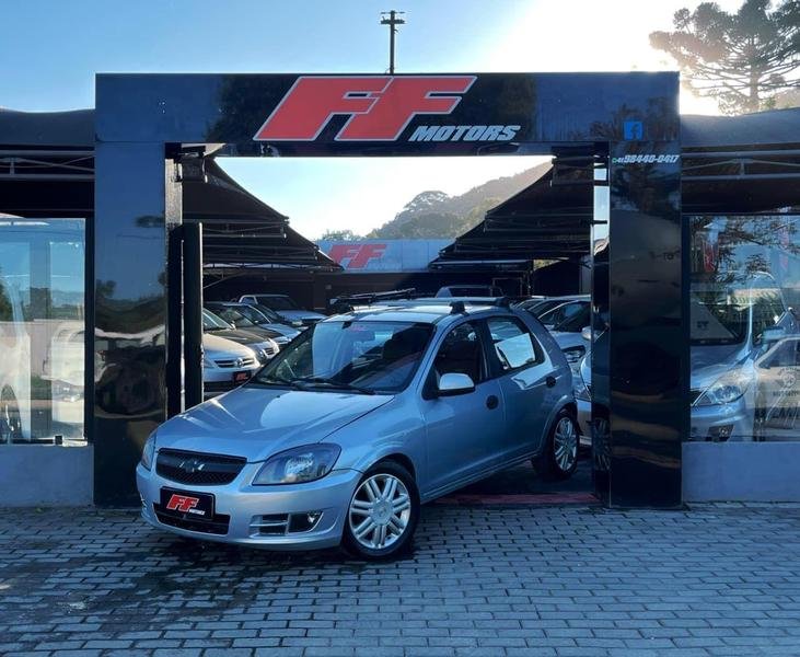 Chevrolet Celta Life/ LS 1.0 MPFI 8V FlexPower 3p na cor Prata em Bocaiúva do Sul / PR - 899047