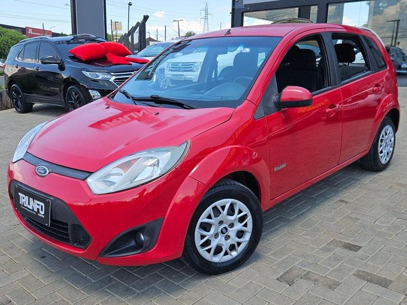 Ford Fiesta 1.6 8V Flex/Class 1.6 8V Flex 5p na cor Vermelho em Ponta Grossa / PR - 899102