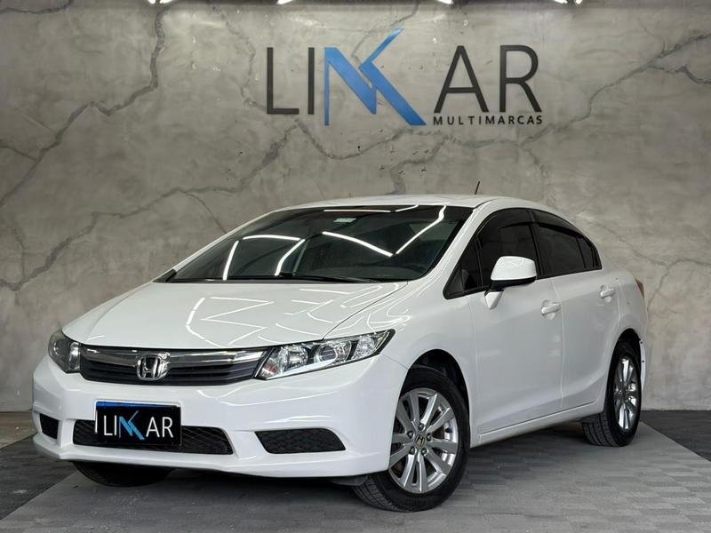 Honda Civic Sedan LXS 1.8/1.8 Flex 16V Mec. 4p na cor Branco em Curitiba / PR - 899300