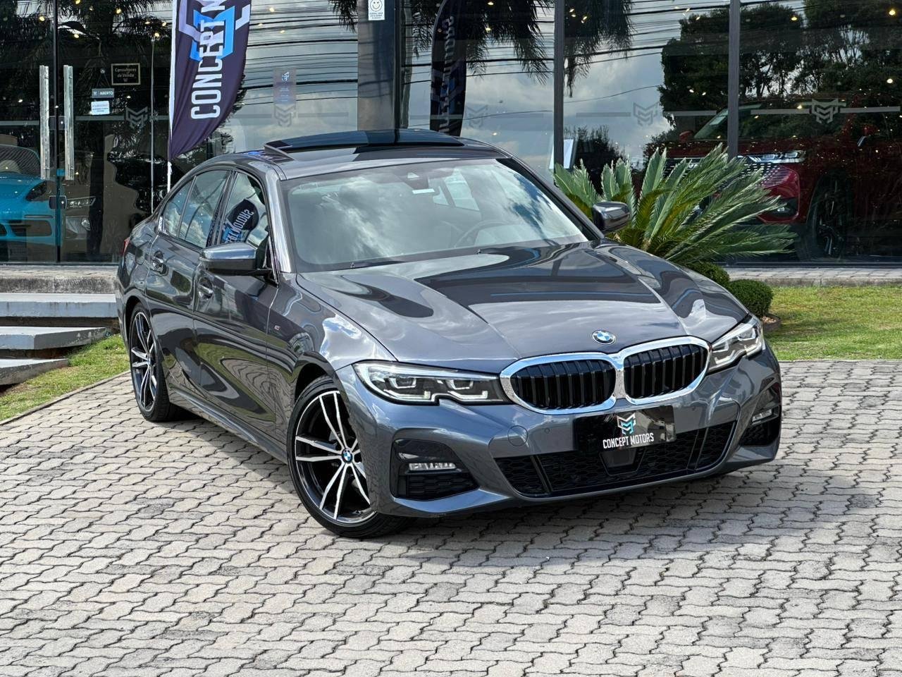 BMW 320i 2.0 TB M Sport A.Flex/M.Sport 4p na cor Cinza no Passo Fundo / RS - 899359