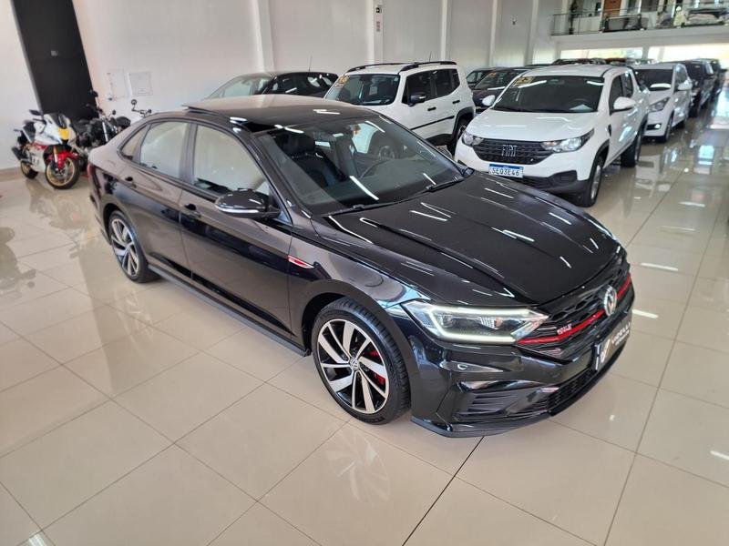 Volkswagen New Beetle 2.0 Mi Mec./Aut. na cor Preto em Cascavel / PR - 899406