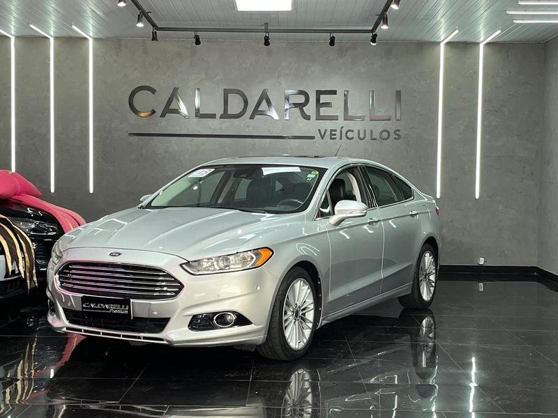 Ford Fusion Titanium 2.0 GTDI Eco. Awd Aut. na cor Prata em Londrina / PR - 899436