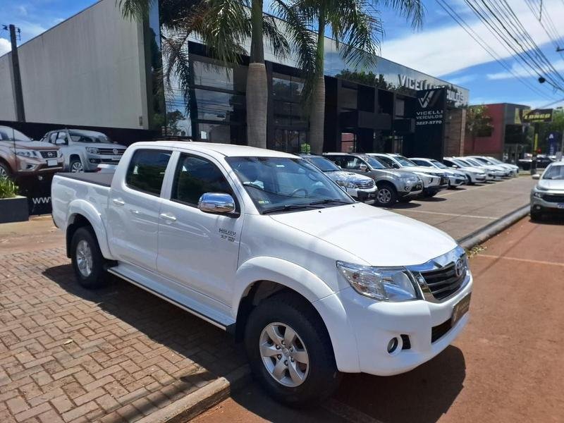 Toyota Hilux CD SRV 4x2 2.7 16V 142cv na cor Branco em Cascavel / PR - 899475