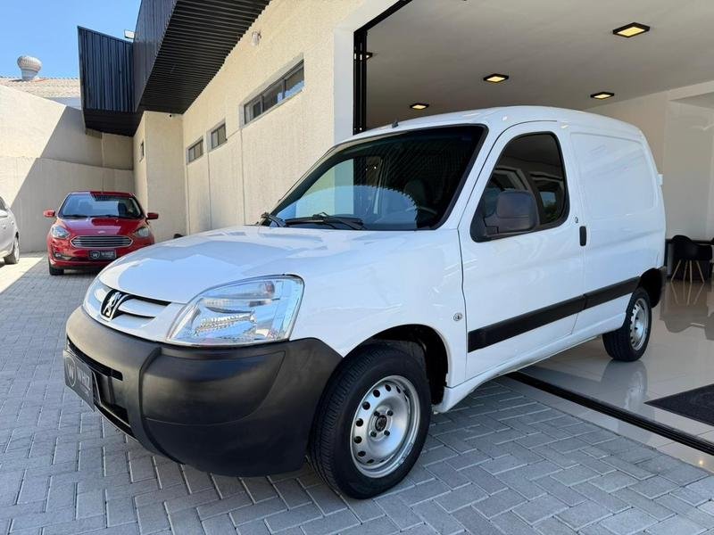 Peugeot Partner Furgão 1.6 16V/ 1.6 16V Flex 3p na cor Branco em Curitiba / PR - 899694
