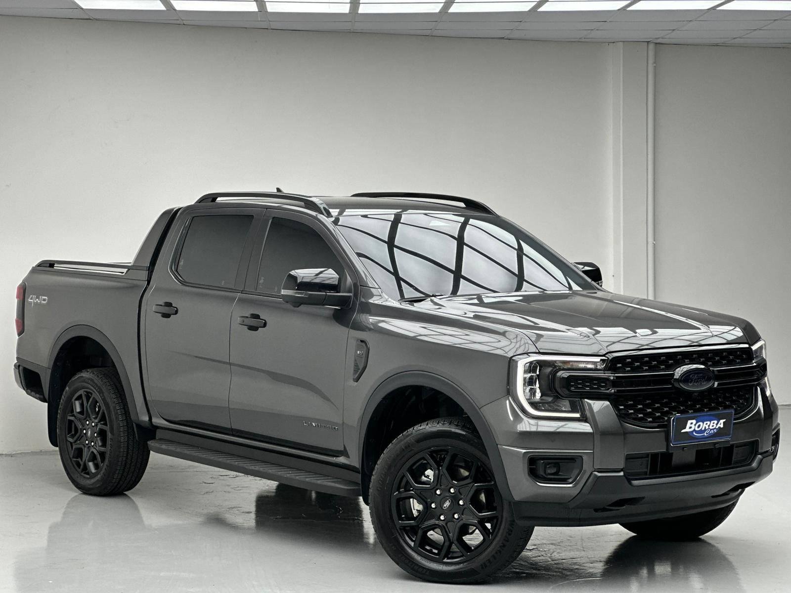 Ford Ranger Limited 3.0 V6 4x4 CD TB Die. Aut na cor Cinza em Rio do Sul / SC - 899750