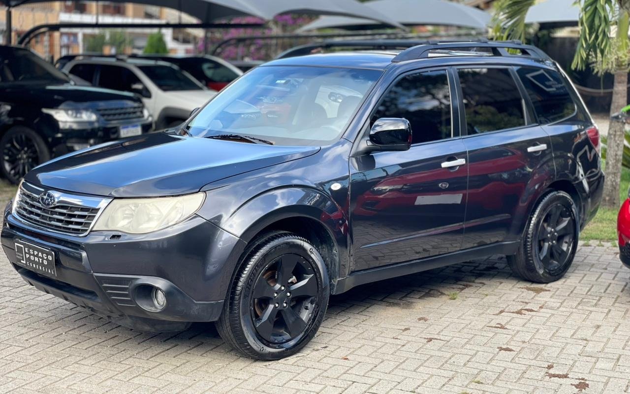 Subaru Forester 2.0/2.0 S/2.0 ES 4x4 Aut. na cor Cinza em Florianópolis / SC - 899775