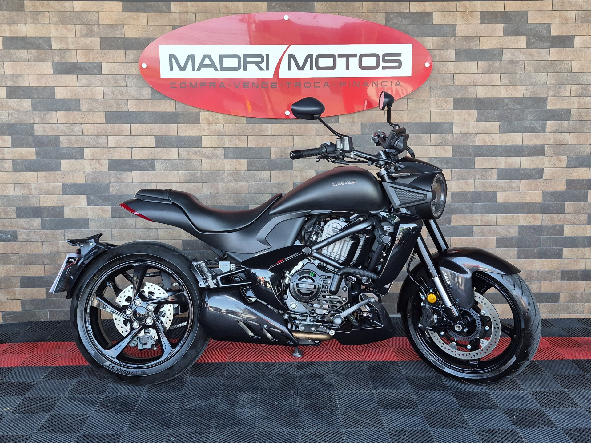 ZONTES S 350  na cor Preto em Palhoça / SC - 899871