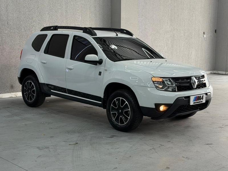 Renault Duster 1.6 Hi-Flex 16V Mec. na cor Branco em Curitiba / PR - 900190