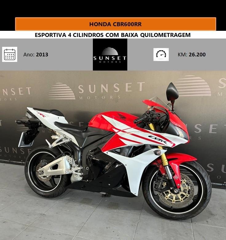 Honda CBR 600 RR  na cor Vermelho em Itajaí / SC - 901065